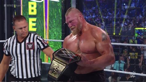 C EST INSENSÉ Brock Lesnar crée l histoire à Elimination Chamber