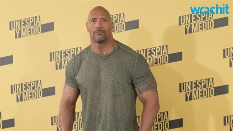 Dwayne The Rock Johnson Shows Off His Naked Butt Youtube