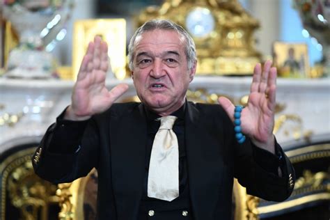 Gigi Becali a dezvăluit suma pentru care e dispus să vândă FCSB Bat