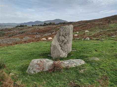 Parc Y Gleision Standing Stone Chris Andrews Cc By Sa 2 0 Geograph