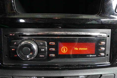 RADIO FABRYCZNE PEUGEOT 301 12 17 98051026ZD 98051026ZD za 199 99 zł z