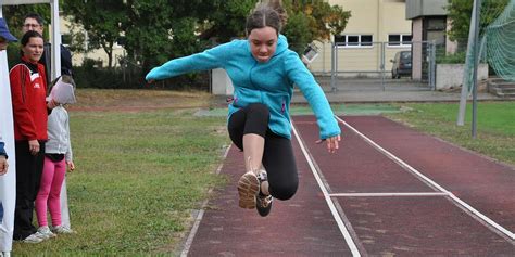 Inklusionssportfest In Hofheim K Nnen Alle Das Sportabzeichen Machen