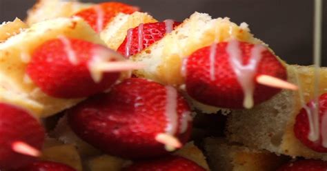 Strawberry Shortcake Kabobs Make A Fun After-Dinner Dessert For The Whole Family - Trendfrenzy