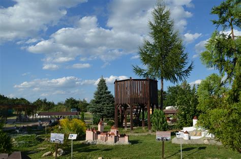 Park miniatúr | Mestá a pamiatky Slovenska
