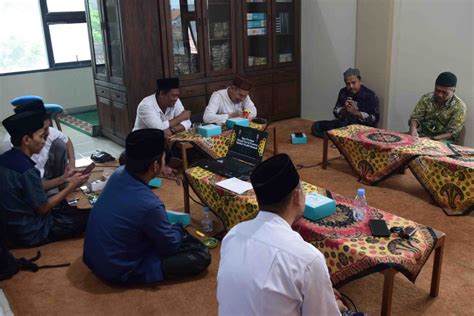 Rapat Persiapan Halaqah Pondok Pesantren Rabithah Ma Ahid Islamiyah