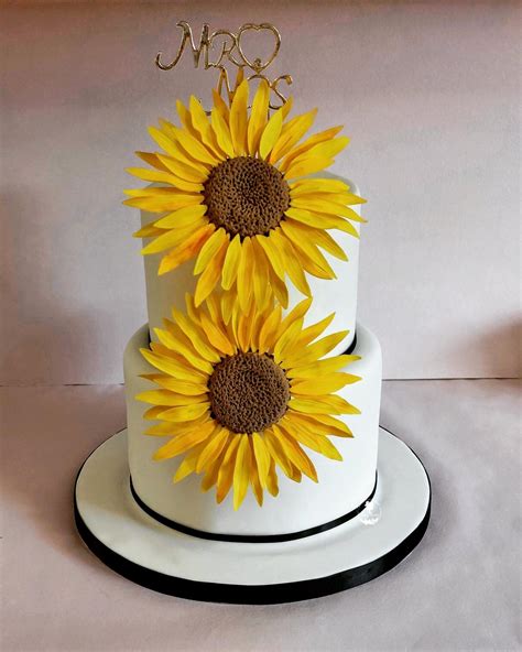 100 Best Sunflower Wedding Cake Ideas