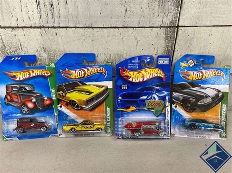4 Hot Wheels Cars 92 Ford Mustang Treasure Hunt 34 Ford Treasure