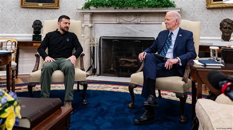 Zelensky Na Biden Kuhudhuria Mazungumzo Ya Ulinzi Wa Ukraine DW 05