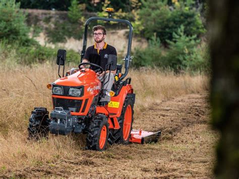 Asaja Kubota Presenta Sus Nuevos Tractores Compactos E Kubota Serie Ek