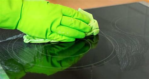 How To Clean A Ceramic Cooktop Properly How To Do Everything