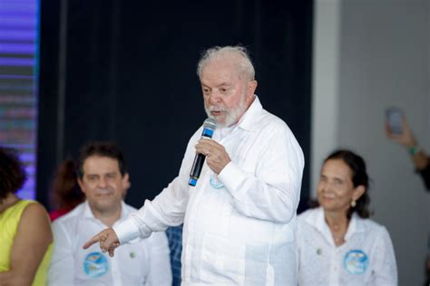 Al M De Diretor Adjunto Da Abin Lula Demite Diretores Da Ag Ncia