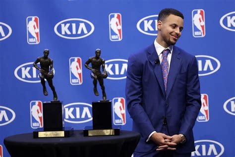 Photos Golden State Warriors Star Stephen Curry Accepts Nba Mvp Award For Second Straight