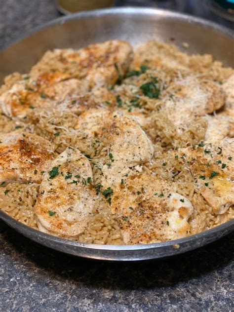 CHICKEN SCAMPI WITH GARLIC PARMESAN RICE Skinny Daily Recipes