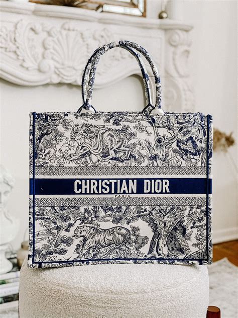 Dadou~Chic: Dior Book Tote Toile De Jouy