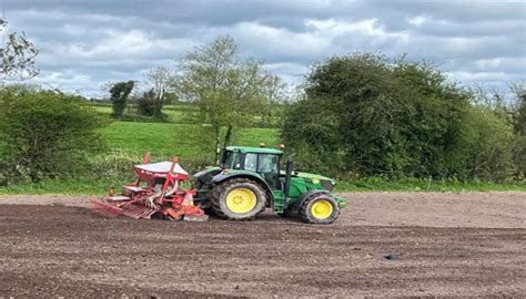 Dairy Taking The Opportunity To Reseed On Teagasctirlán Future Farms