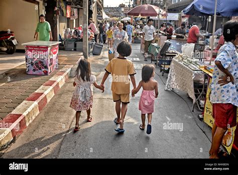 Cuidando Las Manos Fotograf As E Im Genes De Alta Resoluci N Alamy