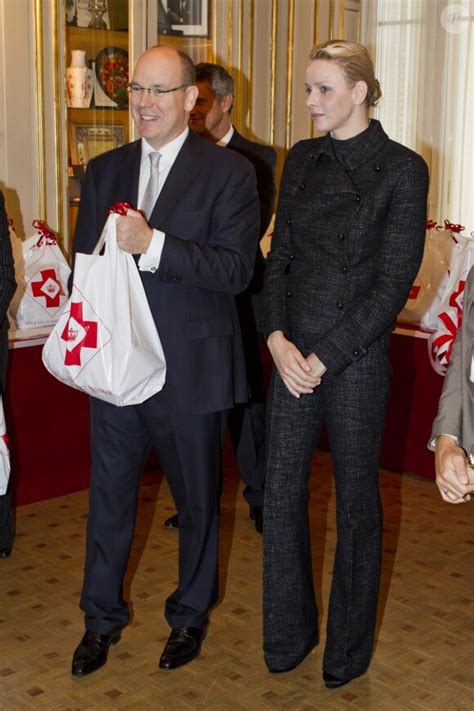 Photo La Princesse Charlene De Monaco Aupr S De Son Mari Le Prince