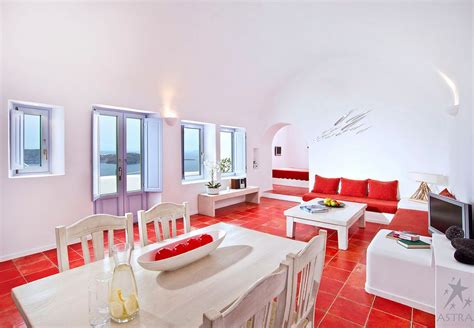 Santorini Honeymoon Suites Santorini Honeymoon Hotels Luxury Suites in ...