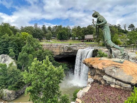 Ultimate Guide To Visiting Noccalula Falls Park In Alabama Traveling Ness