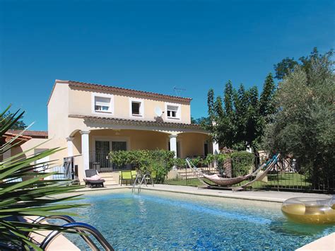 Provençal Villa with Private Pool and Pool House