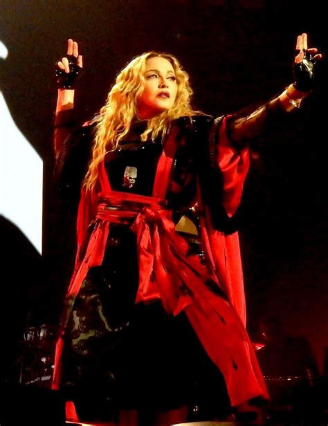 Sección visual de Madonna Rebel Heart Tour FilmAffinity