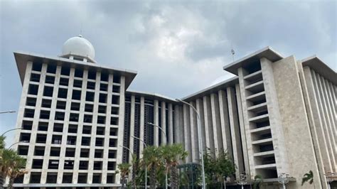 Foto Wajah Baru Masjid Istiqlal Jakarta Megah Banget Genpi Co