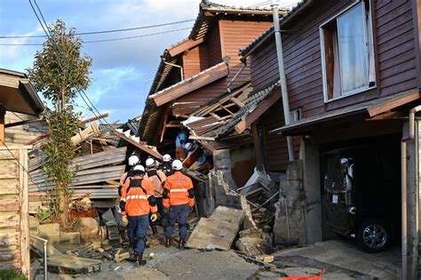 Se eleva a 48 los fallecidos tras terremoto de magnitud 7 5 en Japón