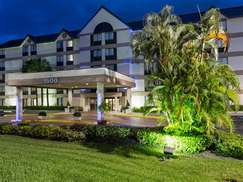 Fort Lauderdale Hotels Holiday Inn Express Suites Ft Lauderdale N