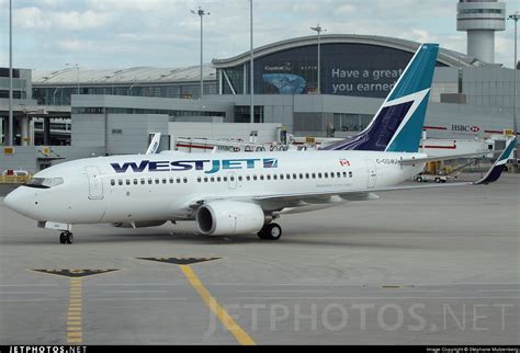 C GSWJ Boeing 737 7CT WestJet Airlines Stephane Mutzenberg