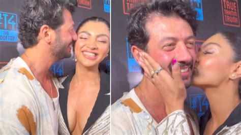 Jad Hadid Akanksha Puri Kisses Once Again In Front Of Paparazzi After