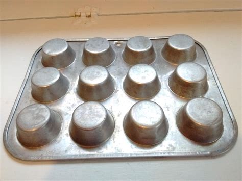 Vintage Mirro Mini Muffin Pan Cup Cupcake Tin Aluminum Baking