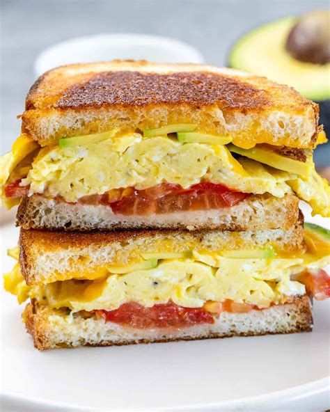 Easy Breakfast Egg Sandwich - Healthy Fitness Meals