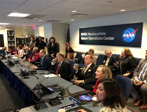 Meng Asiste A Hist Rica Caminata Espacial De Mujeres En La Nasa