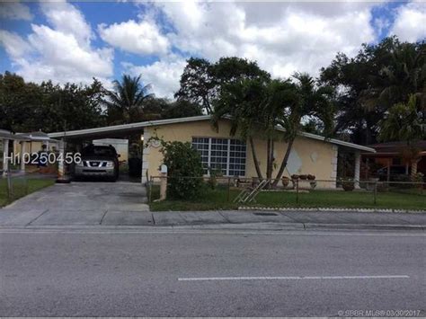 Nw St St Opa Locka Fl Realtor