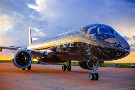 Embraer E195 E2 Techlion Visita Japón Para El Evento Del Embraer Day