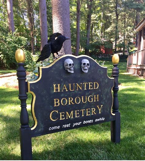 10 Best Halloween Decor Graveyard Ideas For A Scary Outdoor Space