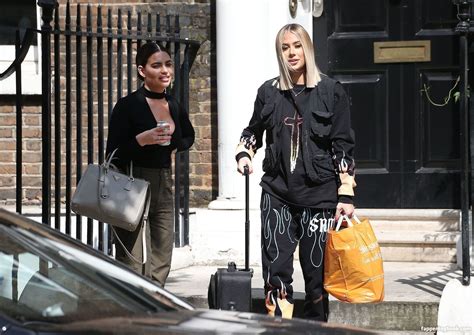 Megan Barton Hanson Meganbartonhanson Nude OnlyFans Leaks Fappening Page FappeningBook