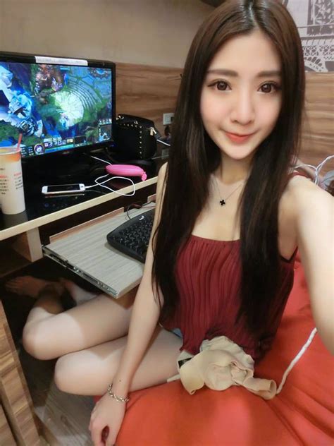 Xuất hiện giải đấu quy tụ toàn Hot Girl Hà Nội lệ phí chưa bằng một bát phở mà được tới skin