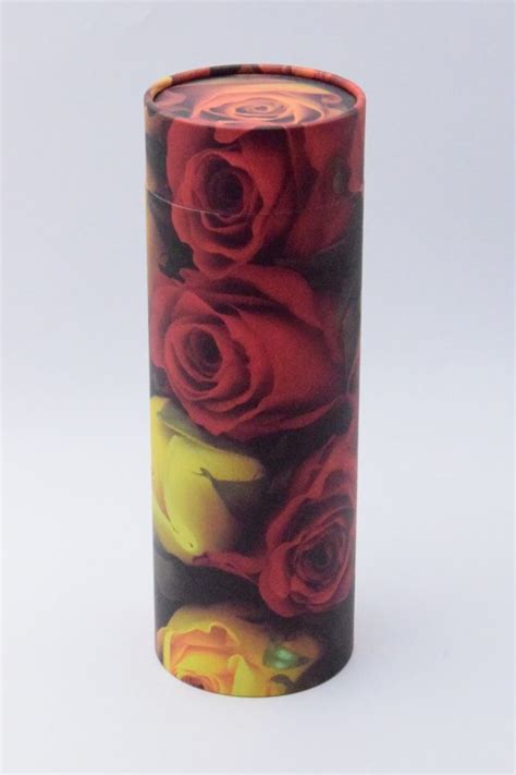 Urne tube carton roses Pompes Funèbres Grosso