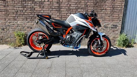 Ktm Duke 890 R Full Akrapovic System Pure Sound Youtube