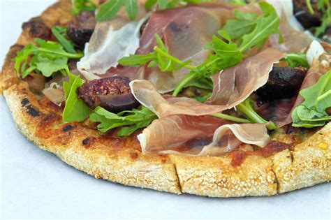 Recipe Fig And Prosciutto Flatbread La Times Cooking