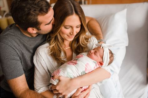 Chicago Hospital Newborn Fresh Photographer Hannah Drews