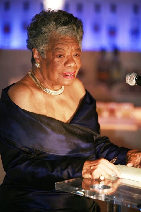 Let's Not Forget That Maya Angelou Was Also A Style Star (PHOTOS ...