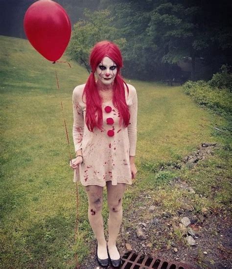 Female Pennywise Cosplay 22 Pics