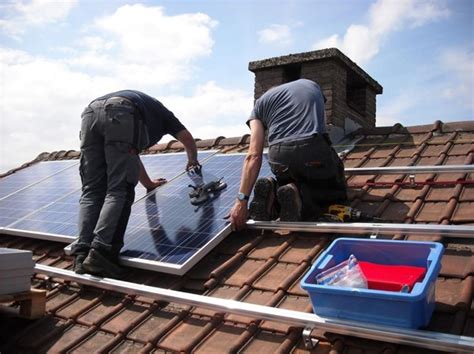 Comment installer son kit panneau solaire soi même