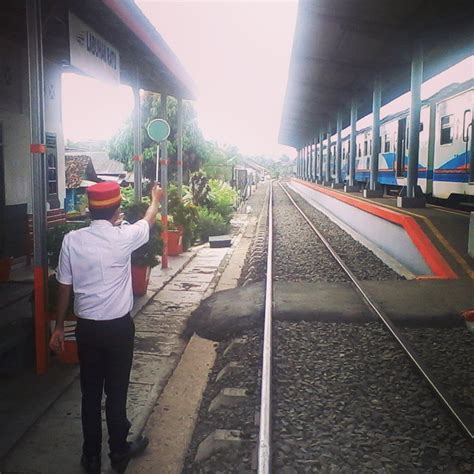 Indonesia Railway News: Sekilas Informasi Tentang Semboyan 40 , 41 , dan 35