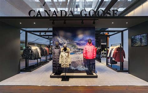 Le Regret Coq Demande Adresse Magasin Canada Goose Paris L Gumes