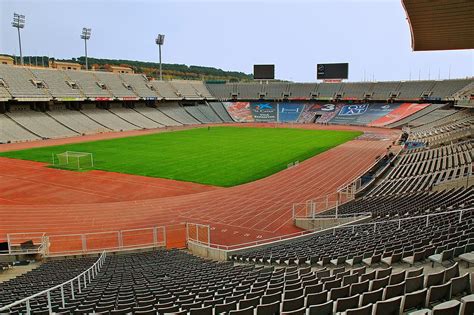 Stade de Montjuïc un espace sportif à Barcelone