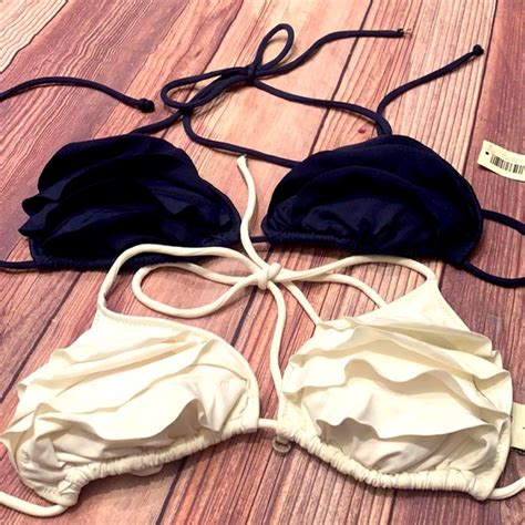 Gilly Hicks Swim Nwt Bundle Of Two Gilly Hicks Sydney Bikini Top
