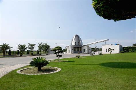 Bahria Town Lahore